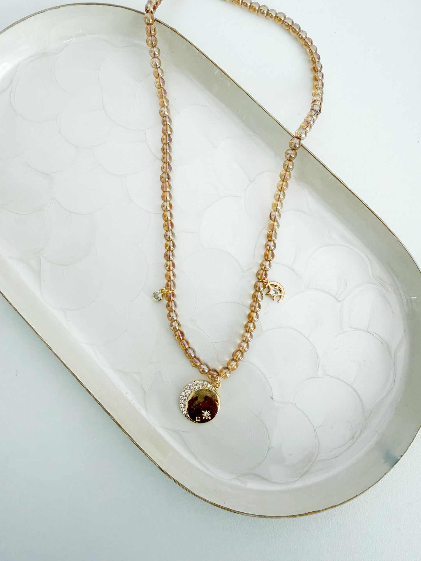 Moon Chocker (Sand)