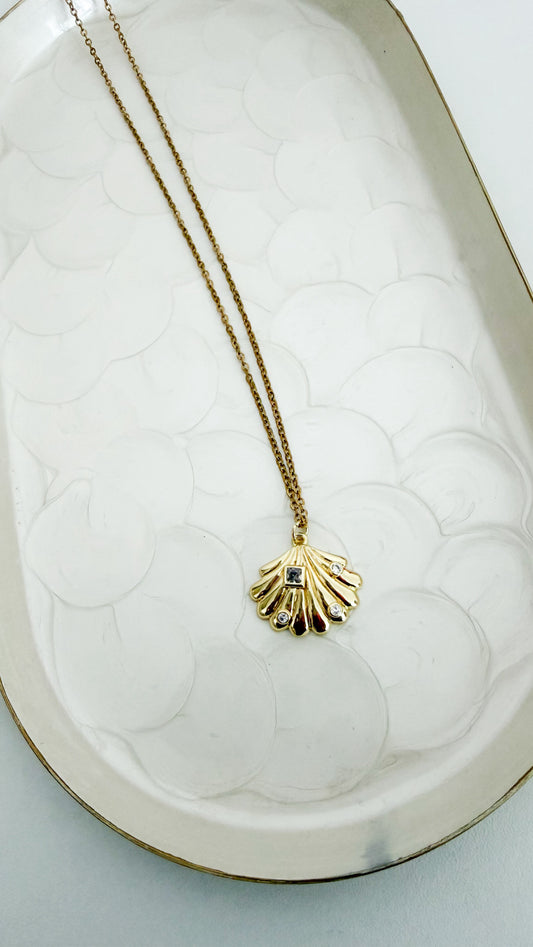 Conchita Necklace